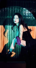 颖儿黑色礼裙裙着身化身夜场女王气质写真图片