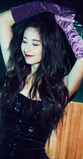 颖儿黑色礼裙裙着身化身夜场女王气质写真图片