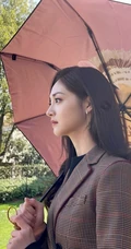 周洁琼紧身运动穿搭居家健身，以及微博生活照，自拍图片集