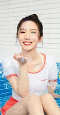孟美岐运动装系列海边浪漫灵动广告写真大片