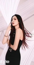 宋茜最新时尚杂志写真画报，时尚百变穿搭灵动出挑有魅力
