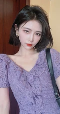 许佳琪蕾丝紫裙穿搭可爱十足自拍写真照片