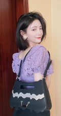 许佳琪蕾丝紫裙穿搭可爱十足自拍写真照片