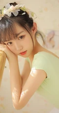 跳舞的女孩，漂亮可人浅粉00后少女紧身跳舞服穿着动人写真美照