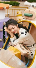 蔡文静游乐园可爱写真图片