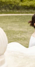 杨紫全白LOOK穿搭甜美酷飒户外写真图片