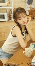 双马尾辫可爱浅粉少女杨茗茗休闲背心牛仔短裤穿着元气十足写真照