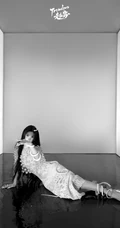 哈妮克孜青蛇白蛇双生，宛若女生蛇般婀娜写真图片