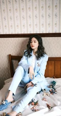 李兰迪复古文艺范写真风格登星画面杂志写真