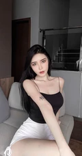 敢秀敢穿的精选马来西亚女生轻熟曾薇仪诱人生活照，自拍美图图集
