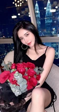 敢秀敢穿的精选马来西亚女生轻熟曾薇仪诱人生活照，自拍美图图集