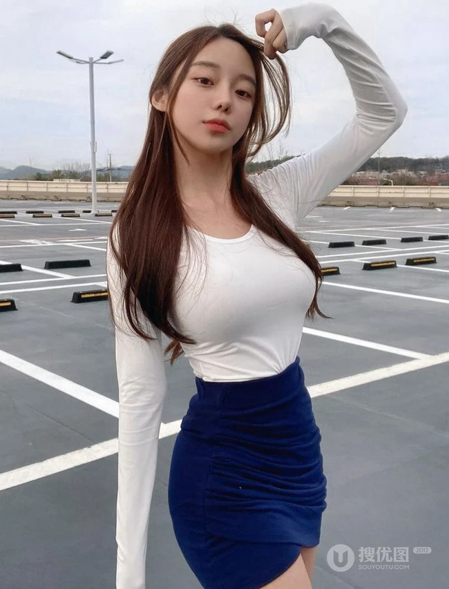 韩国亮眼吸睛精选童颜修身女生小姐姐气质时尚写真生活照片图集