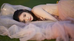 刘浩存精选壁纸，眼睛明亮清纯少女刘浩存养眼迷人高清壁纸图片欣赏