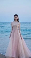 刘浩存礼裙婚纱裙礼服着身海边沙滩，椰树林清新元气写真图片