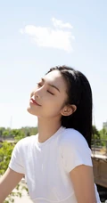 曾可妮小露蛮腰气质靓丽休闲白衣牛仔裤唯美户外写真照