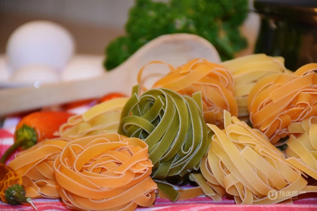 美食美味之意大利面条唯美静物摄影图片 第3张
