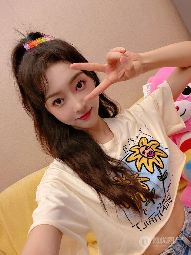 宣璐的美好假日时光清新动人夏日户外写真图片