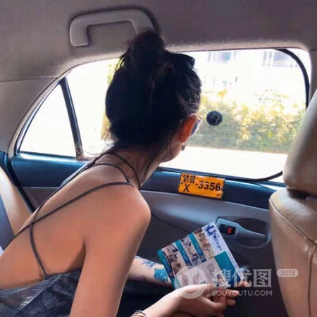 2021年最热门，不露脸，局部特写，小清新可爱气质女生头像图片