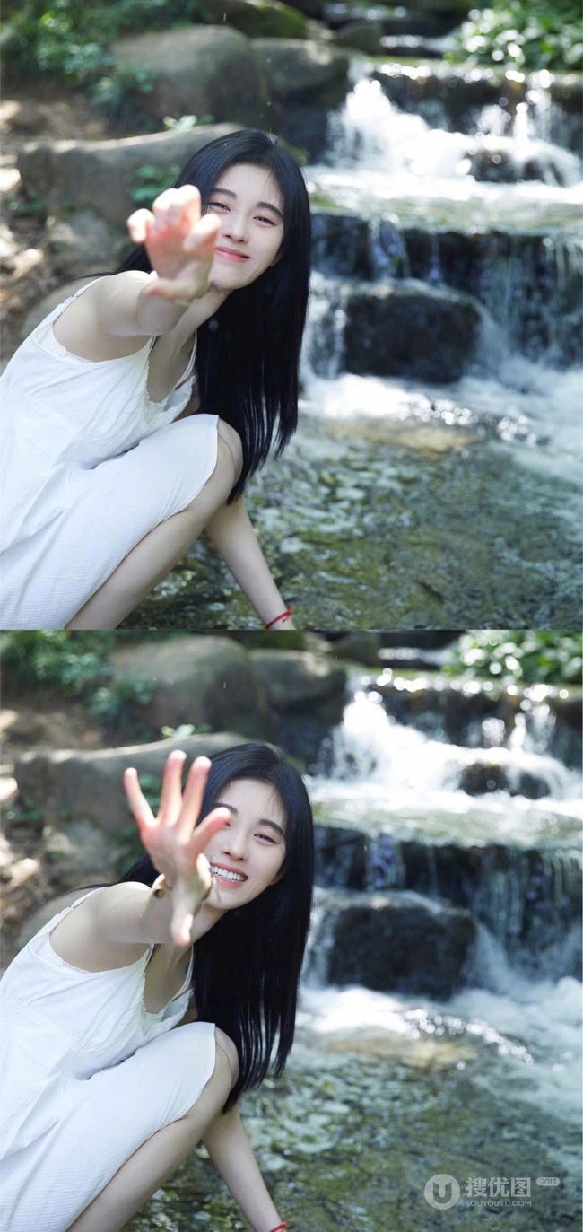 鞠婧祎潺潺小溪边笑容甜美，氧气动人清新写真图片