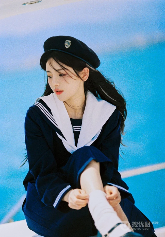 杨超越水手制服装清新氧气写真图片