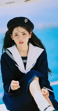 杨超越水手制服装清新氧气写真图片