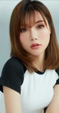 气质时尚女生小妹奶茶Emily可爱运动背心短裤居家温馨写真套图
