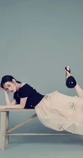 邱淑贞女儿沈月气质高冷写真杂志图片