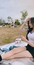 韩国大长腿女生吴汉京精选气质生活照写真 尽显凹凸有致完美傲人身段