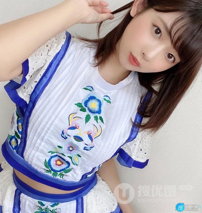 鬼马精灵，卡哇伊少女水凑みお精选可爱自拍生活照图片图集