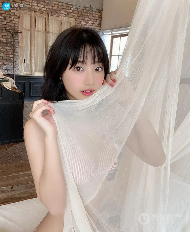鬼马精灵，卡哇伊少女水凑みお精选可爱自拍生活照图片图集