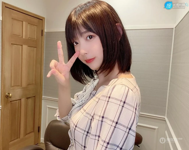 鬼马精灵，卡哇伊少女水凑みお精选可爱自拍生活照图片图集
