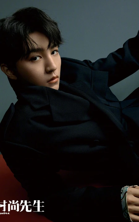 王俊凯时尚先生杂志写真照