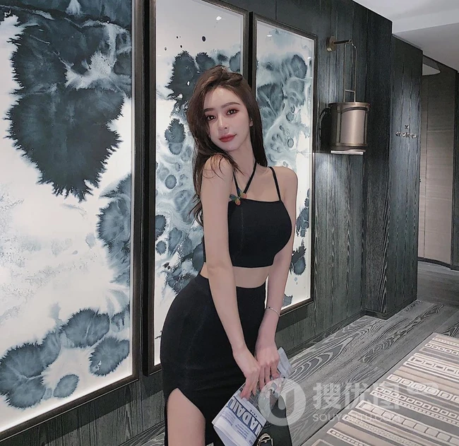 标准模特身材香港女生王静雅气质可爱气质自拍写真生活照图片