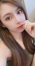 网红女生Shin小芯气质可爱甜美自拍生活照图集