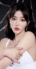 THE9女团成员周年照登杂志酷美写真图片