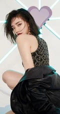 THE9女团成员周年照登杂志酷美写真图片