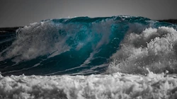 波涛汹涌的海浪，翻滚的海水，唯美海岸线海景壁纸图片
