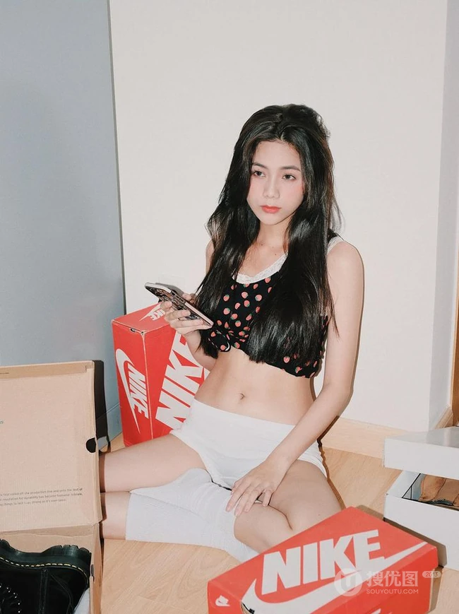仙女气质，空灵感十足的越南女生Vo Thuy Hang精选气质写真生活照图片
