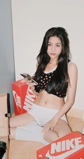 仙女气质，空灵感十足的越南女生Vo Thuy Hang精选气质写真生活照图片