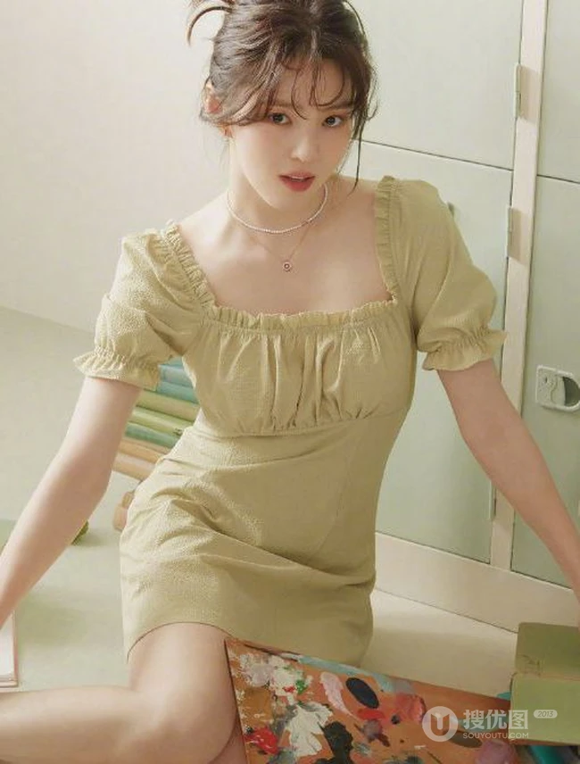 韩国微胖气质女生韩素希气质时尚穿搭登杂志写真图片