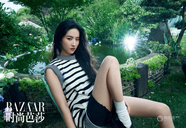 刘亦菲森系雨林风格唯美时尚杂志写真照