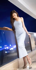 轻熟范十足女生王馨瑶yanni身穿高叉紧身连衣裙显凹凸有致身材套图