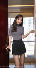 认真工作的女孩最美，女生嫩模唐安琪气质紧身职业装短裙袜装写真套图