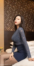 职业装专属气质时尚女生安然Maleah镂空衣黑裙深袜袜穿搭出差住店写真套图