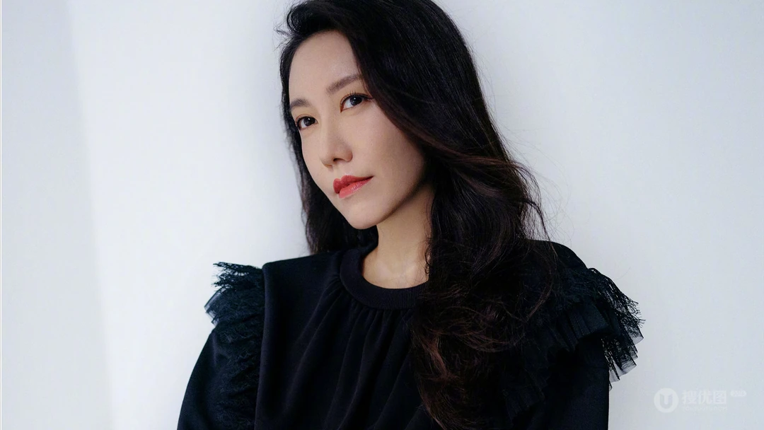 高露，秦岚主演电视剧《关于唐医生的一切》写真壁纸图片