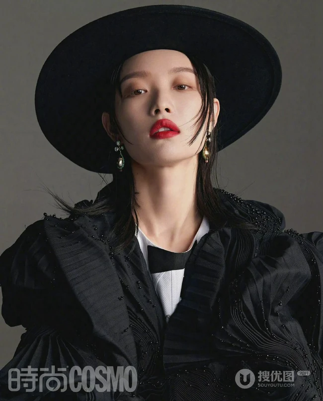 倪妮气质复古裙装穿搭优雅气质美照