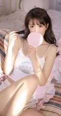 今日份的甜女生孩，氧气少女可爱肩带背心短裤穿着居家室内写真图集