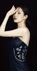 徐贤多变风格穿搭展现代时尚女性气质个性写真杂志图片