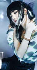 LISA时尚酷飒穿搭登某杂志八月刊气质图片