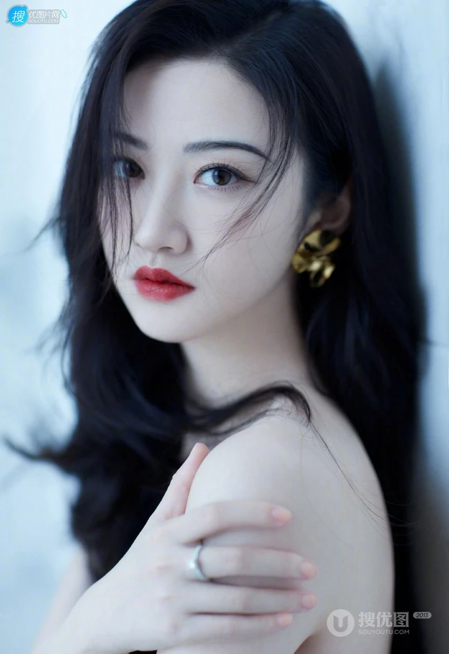 景甜气质黑色斜肩开叉丝滑绢感裙高清气质写真照